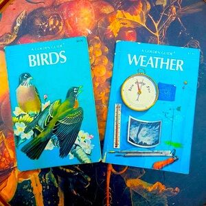 Vintage A Golden Guide bird and weather books
